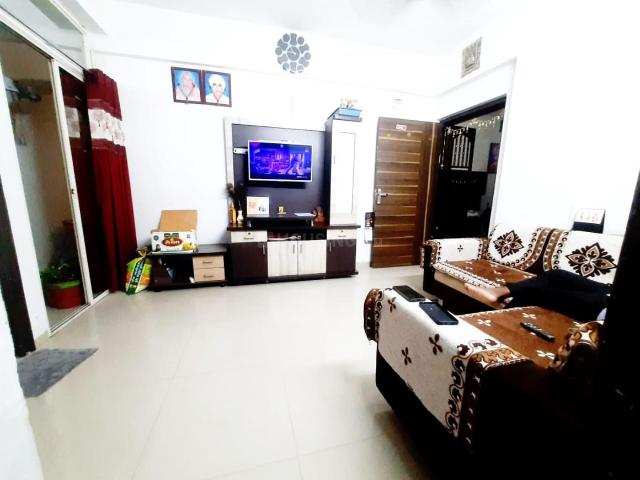 1 BHK Apartment in Gota for resale Ahmedabad. The reference number is 18860647