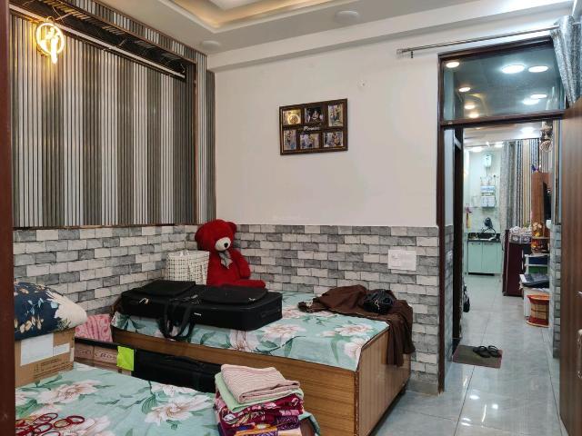 1 BHK Apartment in Govindpuram for resale Ghaziabad. The reference number is 19861750