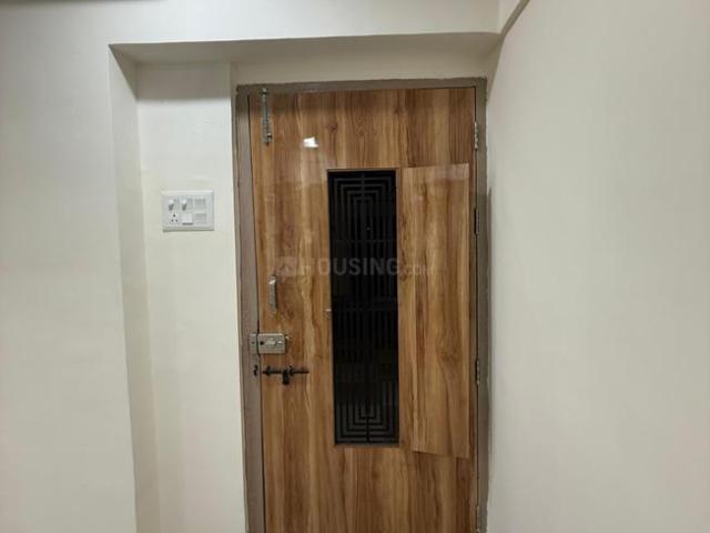 1 BHK Apartment in Goregaon East for rent Mumbai. The reference number is 20296048