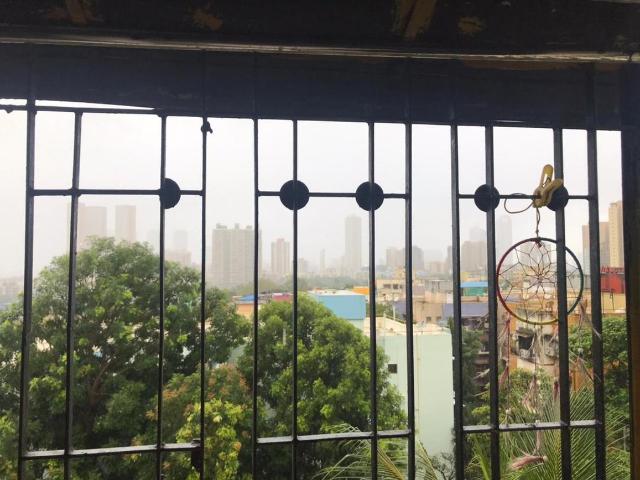 1 BHK Apartment in Goregaon East for rent Mumbai. The reference number is 9870485
