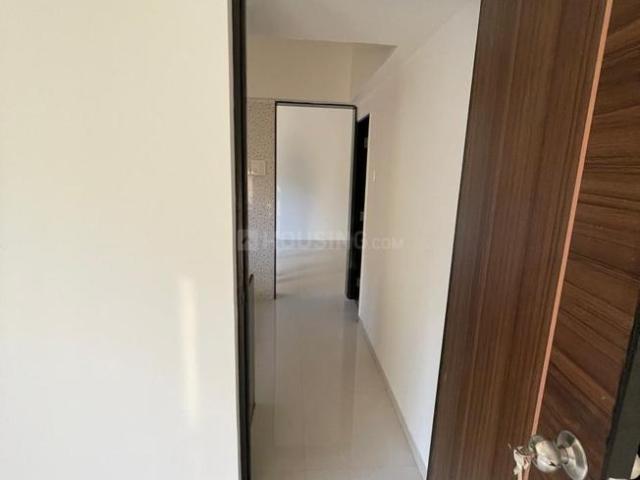 1 BHK Apartment in Goregaon East for resale Mumbai. The reference number is 20040424