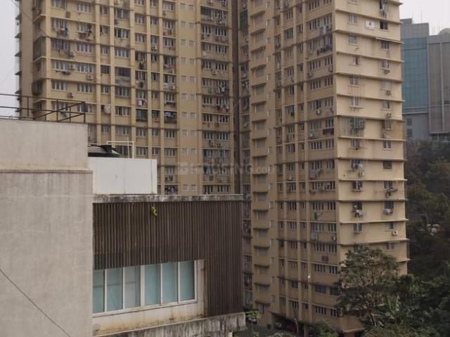 1 BHK Apartment in Goregaon East for resale Mumbai. The reference number is 20048056