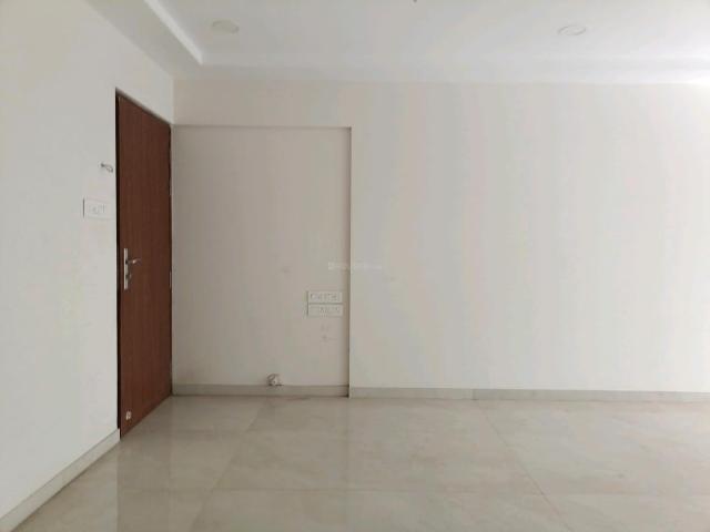 1 BHK Apartment in Goregaon East for resale Mumbai. The reference number is 20345924
