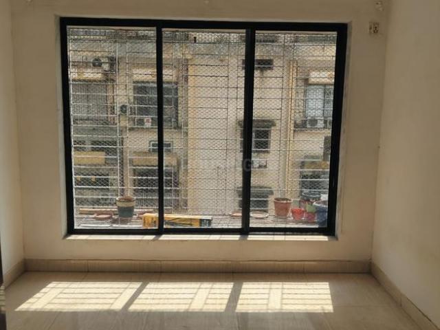 1 BHK Apartment in Goregaon East for resale Mumbai. The reference number is 20878871