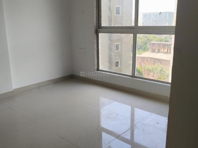 1 BHK Apartment in Goregaon West for resale Mumbai. The reference number is 20135015