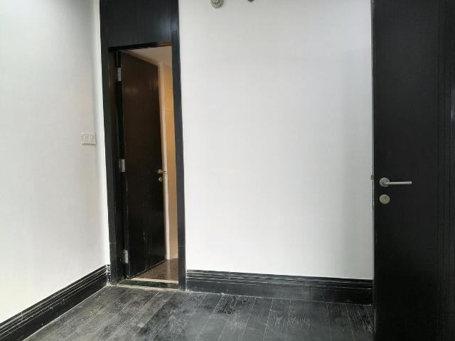 1 BHK Apartment in Ghatkopar East for resale Mumbai. The reference number is 16688324
