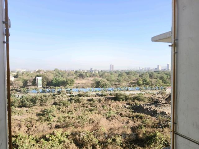 1 BHK Apartment in Dombivli East for rent Thane. The reference number is 20007548