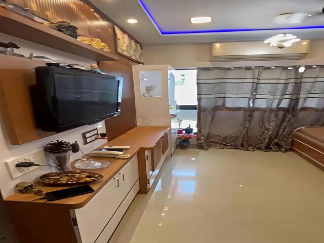 1 BHK Apartment in Dadar East for rent Mumbai. The reference number is 20176935