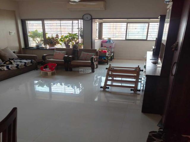 1 BHK Apartment in Dadar East for resale Mumbai. The reference number is 19944478