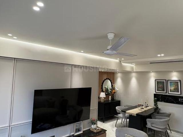 1 BHK Apartment in Dadar East for resale Mumbai. The reference number is 19952699