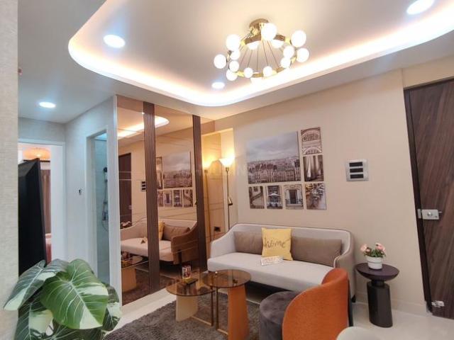 1 BHK Apartment in Dadar East for resale Mumbai. The reference number is 19991653