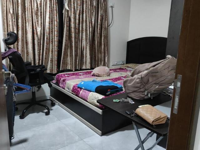 1 BHK Apartment in Dadar West for rent Mumbai. The reference number is 18468369