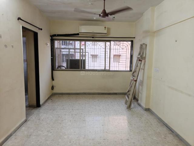 1 BHK Apartment in Dadar West for rent Mumbai. The reference number is 20449420