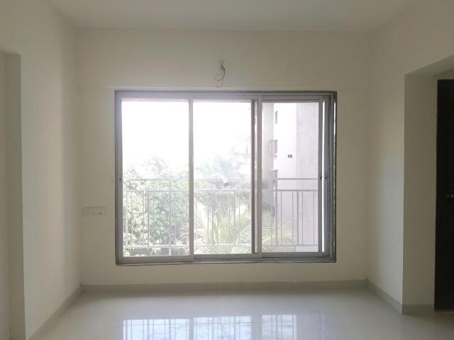 1 BHK Apartment in Dahisar West for resale Mumbai. The reference number is 15094010