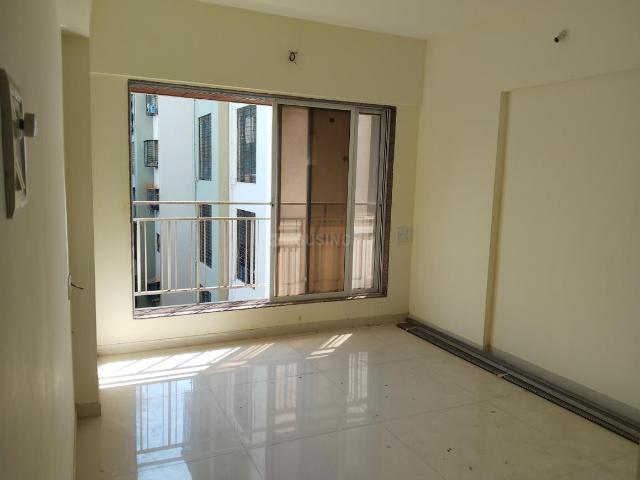 1 BHK Apartment in Dahisar West for resale Mumbai. The reference number is 19247676