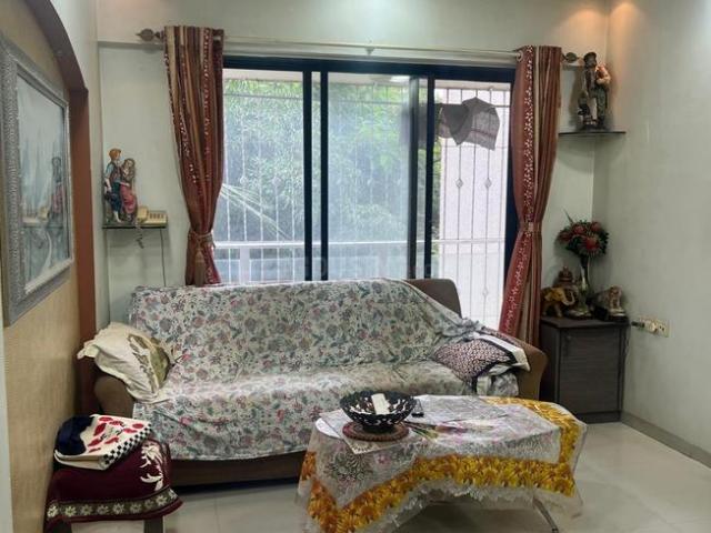 1 BHK Apartment in Dahisar West for resale Mumbai. The reference number is 20078152