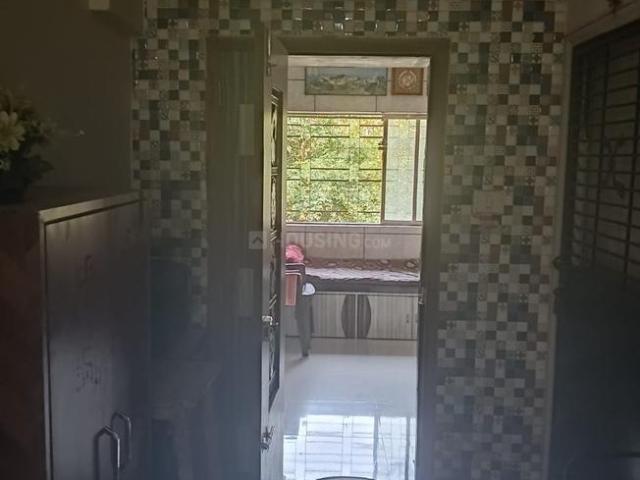 1 BHK Apartment in Dahisar West for resale Mumbai. The reference number is 20350414