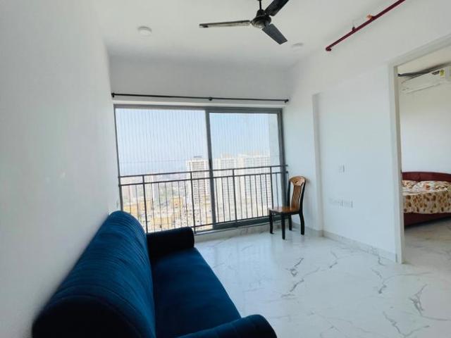 1 BHK Apartment in Dahisar East for rent Mumbai. The reference number is 17447400