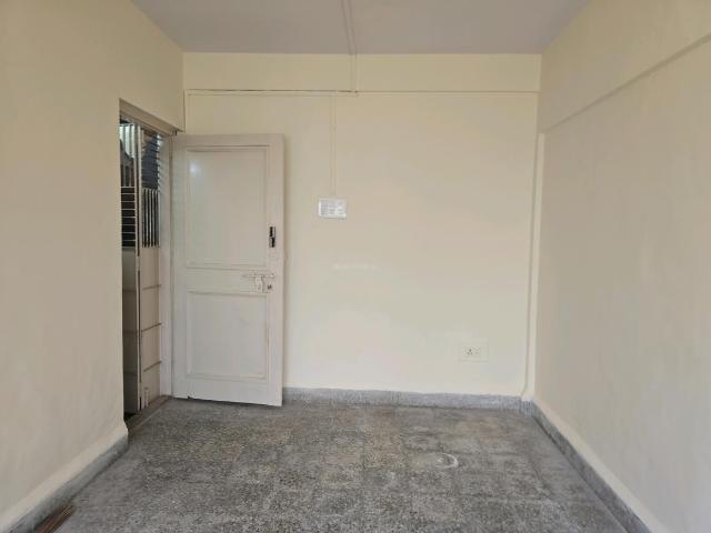 1 BHK Apartment in Dahisar East for rent Mumbai. The reference number is 20549106