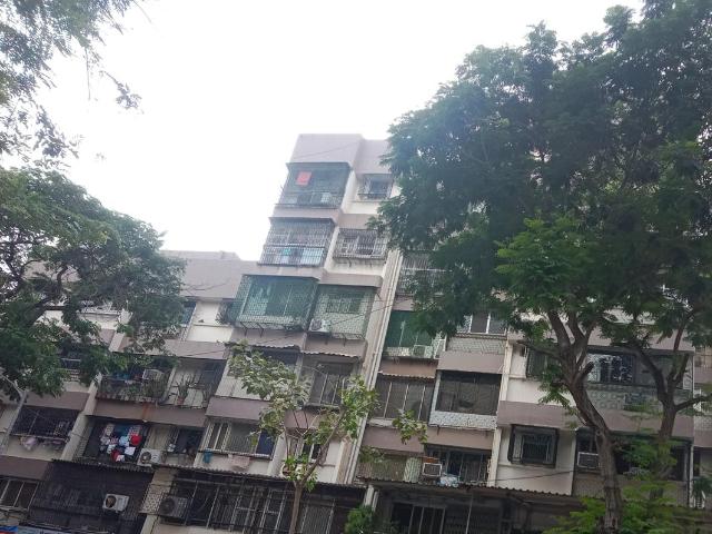 1 BHK Apartment in Dahisar East for resale Mumbai. The reference number is 19487505