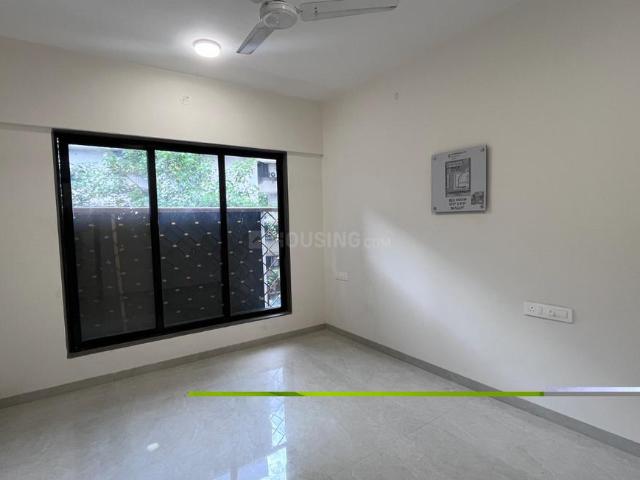 1 BHK Apartment in Dahisar East for resale Mumbai. The reference number is 20989833