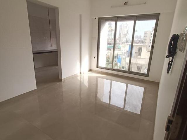 1 BHK Apartment in Dahisar East for resale Mumbai. The reference number is 21007349
