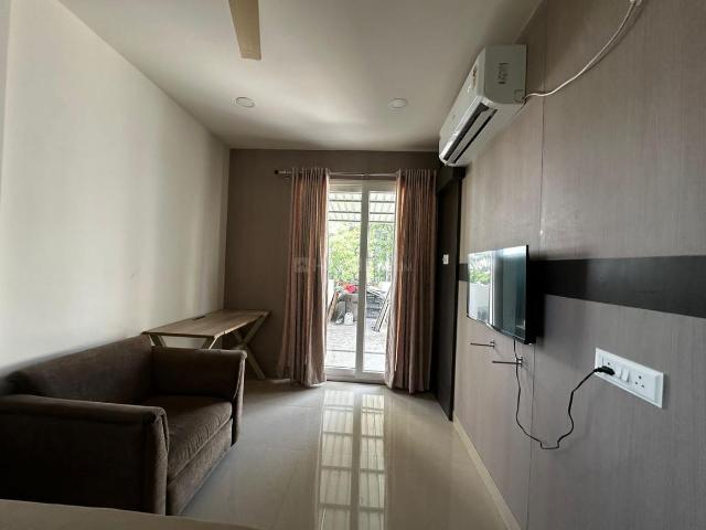1 BHK Apartment in Dharampeth for rent Nagpur. The reference number is 20398075