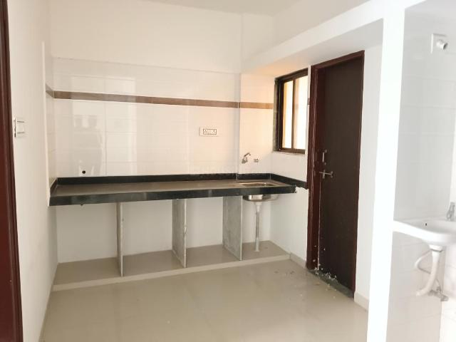 1 BHK Apartment in Dindoli for resale Surat. The reference number is 20069507