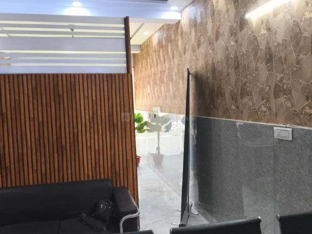 1 BHK Apartment in DLF Ankur Vihar for resale Ghaziabad. The reference number is 16802337