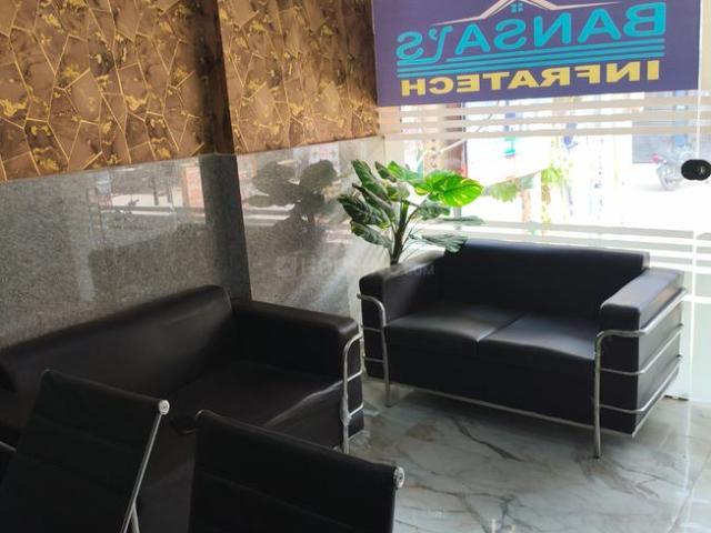 1 BHK Apartment in DLF Ankur Vihar for resale Ghaziabad. The reference number is 17011584