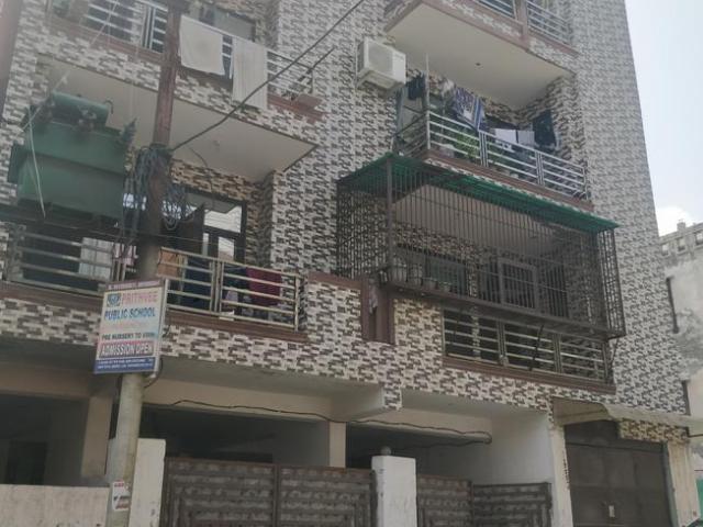 1 BHK Apartment in DLF Ankur Vihar for resale Ghaziabad. The reference number is 20797283