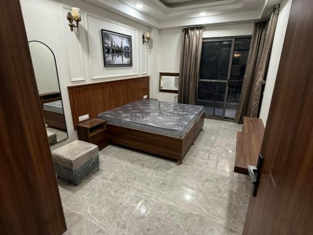 1 BHK Apartment in DLF Phase 3 for rent Gurgaon. The reference number is 18646998