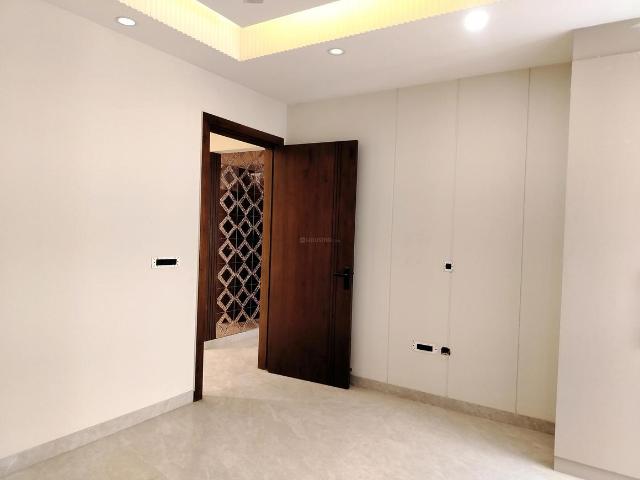 1 BHK Apartment in DLF Phase 3 for rent Gurgaon. The reference number is 18706853