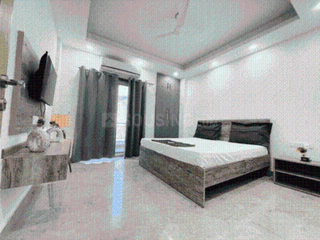 1 BHK Apartment in DLF Phase 3 for rent Gurgaon. The reference number is 19118796