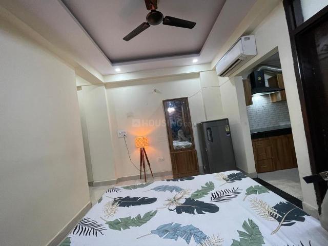 1 BHK Apartment in DLF Phase 3 for rent Gurgaon. The reference number is 19120853