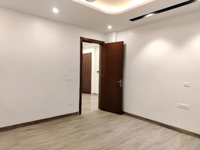 1 BHK Apartment in DLF Phase 3 for rent Gurgaon. The reference number is 19442582