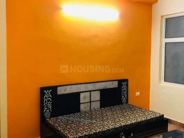 1 BHK Apartment in DLF Phase 3 for rent Gurgaon. The reference number is 20474795