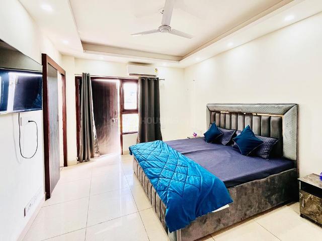 1 BHK Apartment in DLF Phase 3 for rent Gurgaon. The reference number is 20510520