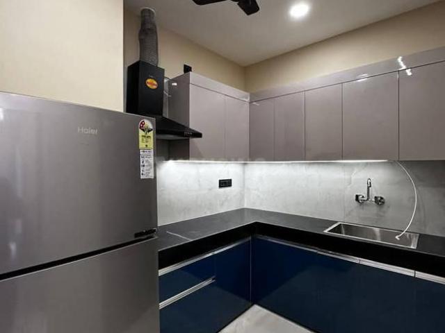 1 BHK Apartment in Freedom Fighters Enclave for rent New Delhi. The reference number is 20340113