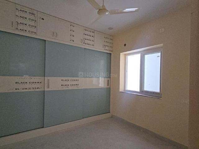1 BHK Apartment in Kondapur for rent Hyderabad. The reference number is 20586529