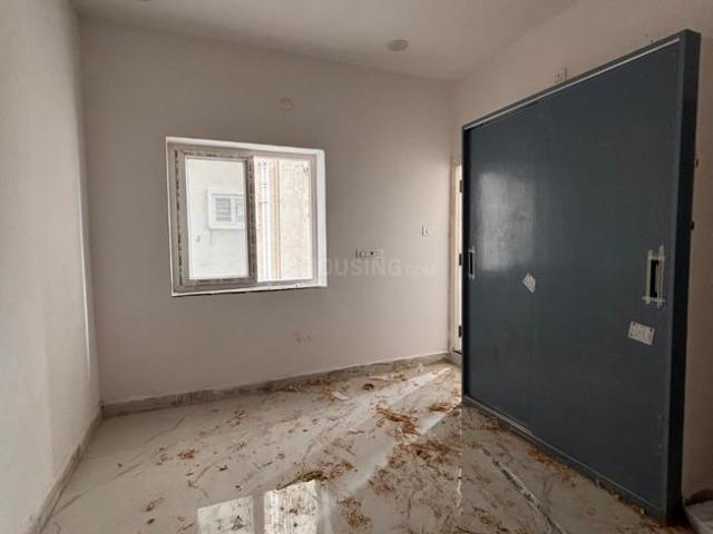 1 BHK Apartment in Kondapur for rent Hyderabad. The reference number is 20744318