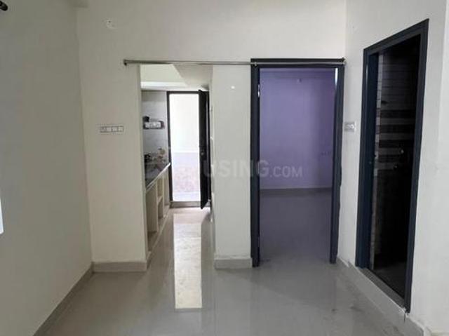 1 BHK Apartment in Kondapur for rent Hyderabad. The reference number is 20752032