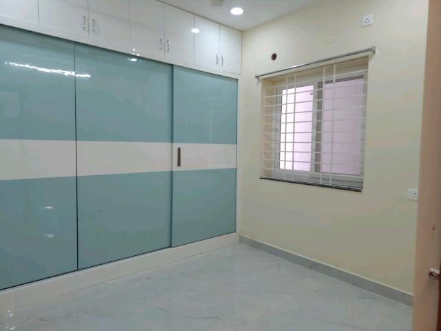 1 BHK Apartment in Kondapur for rent Hyderabad. The reference number is 20765782