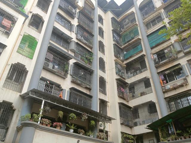 1 BHK Apartment in Kalyan West for rent Kalyan. The reference number is 15164803