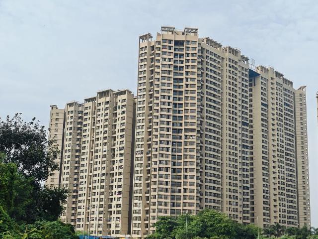 1 BHK Apartment in Kalyan West for rent Kalyan. The reference number is 20395084