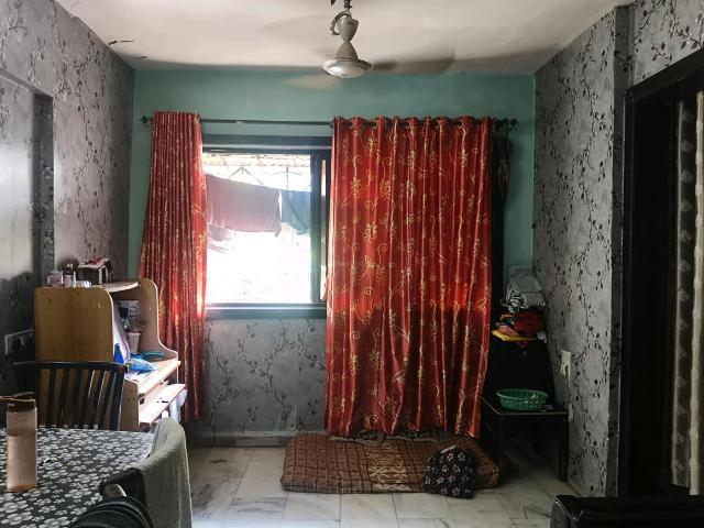 1 BHK Apartment in Kalyan West for resale Kalyan. The reference number is 18876129