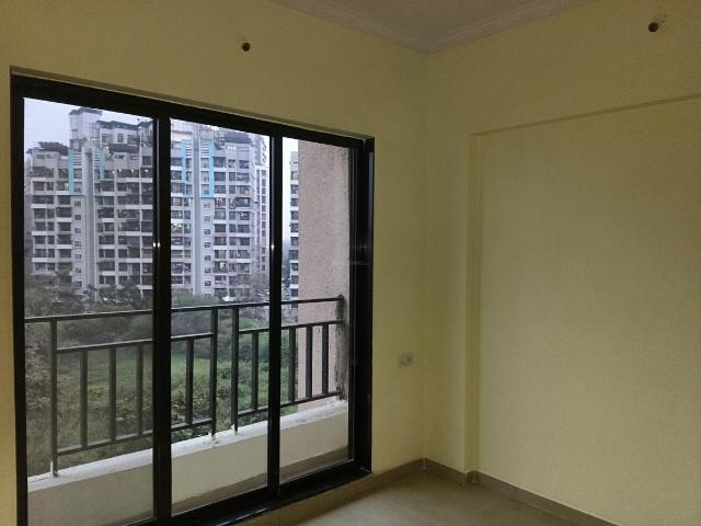 1 BHK Apartment in Kalyan West for resale Kalyan. The reference number is 18353011