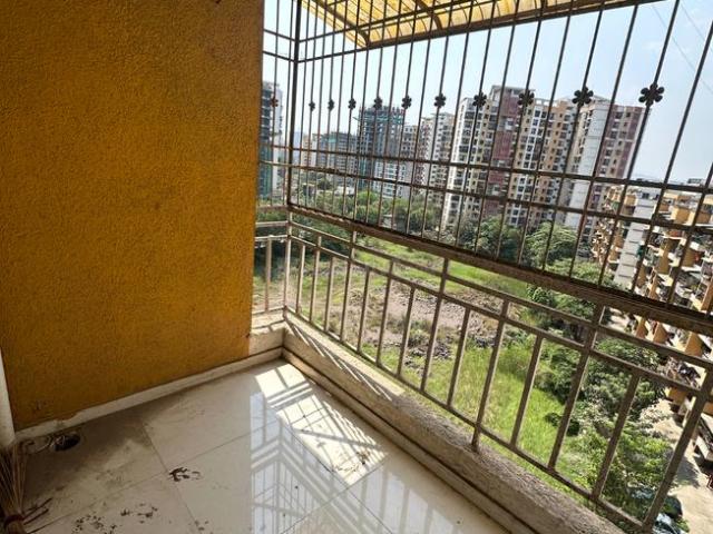 1 BHK Apartment in Kalyan West for resale Kalyan. The reference number is 20640152