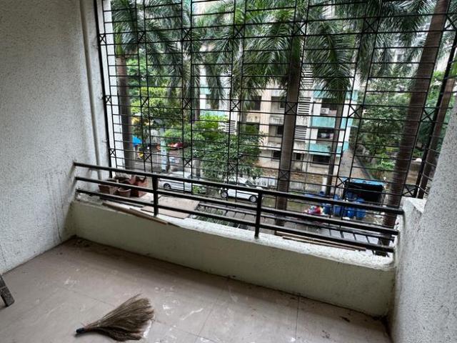 1 BHK Apartment in Kalyan West for resale Kalyan. The reference number is 20912371