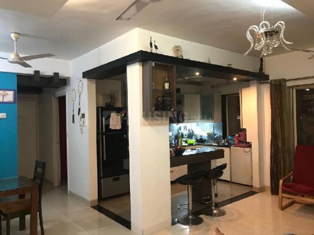 1 BHK Apartment in Kandivali East for rent Mumbai. The reference number is 19903740